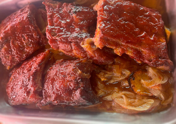 Costilla con salsa BBQ